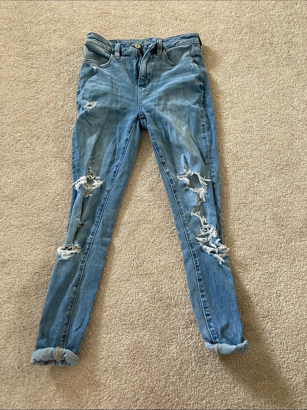 American Eagle Outfitters Light Blue Distressed Boyfriend Jeans
